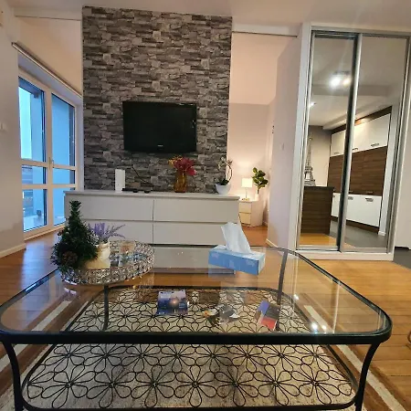 Hotel apartamentowy City Appart Platinumtowers Parking