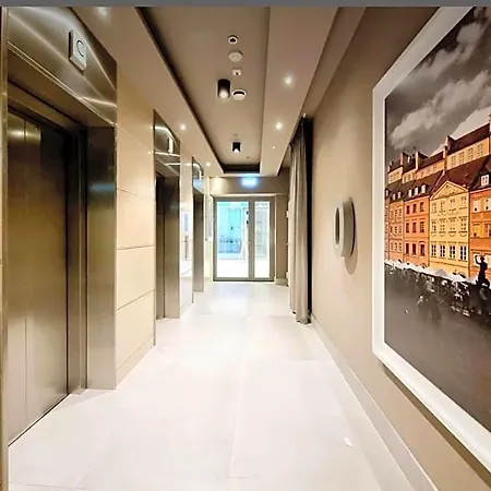 Platinumtowers Parking Apartahotel Varsovia
