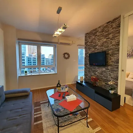 City Appart Platinumtowers Parking 3* Varsó