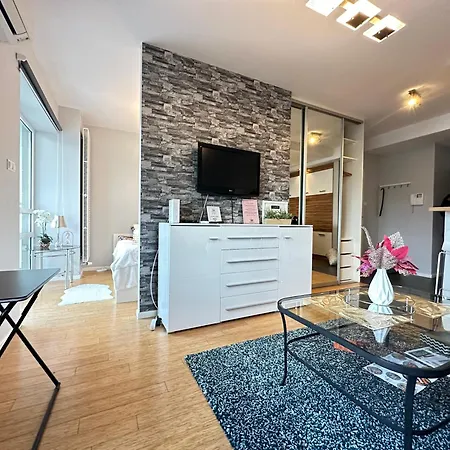 Apartmanhotel City Appart Platinumtowers Parking Varsó