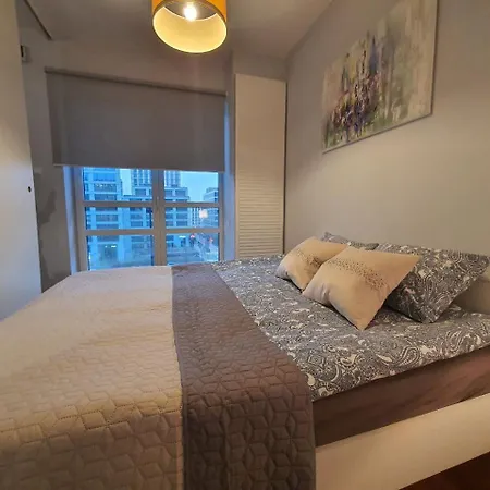 Apartmanhotel City Appart Platinumtowers Parking 3*