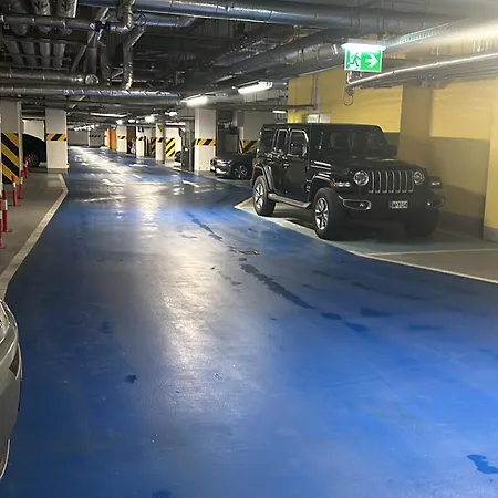 Platinumtowers Parking 3*