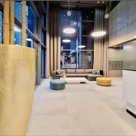 Ξενοδοχείο με διαμερίσματα Platinumtowers Parking Βαρσοβία